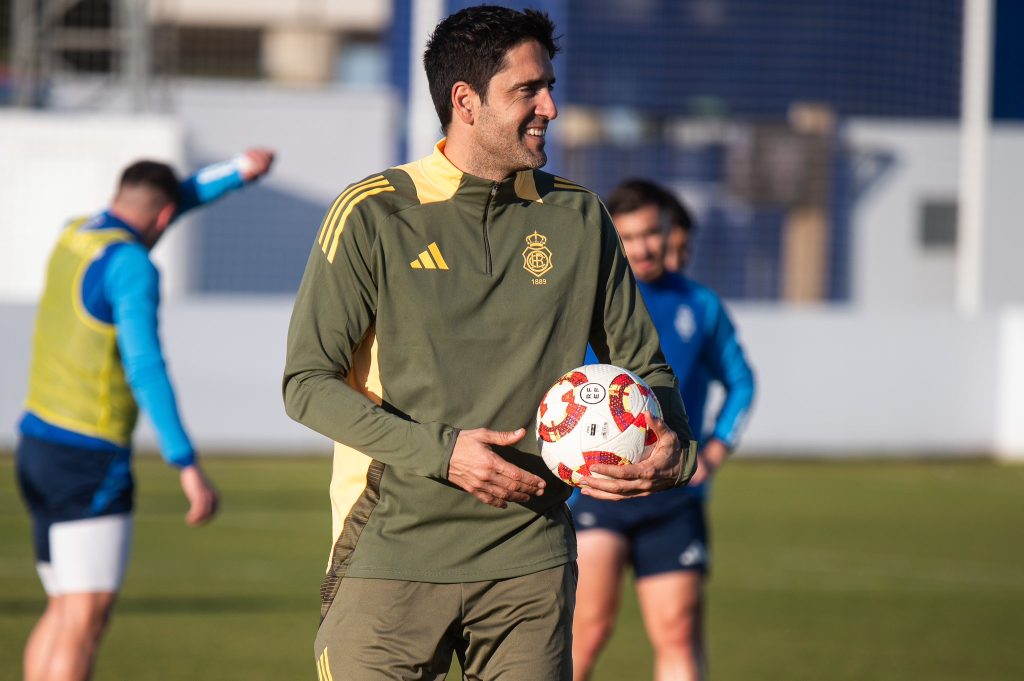 Íñigo Vélez: «El punto hay que darlo por bueno»