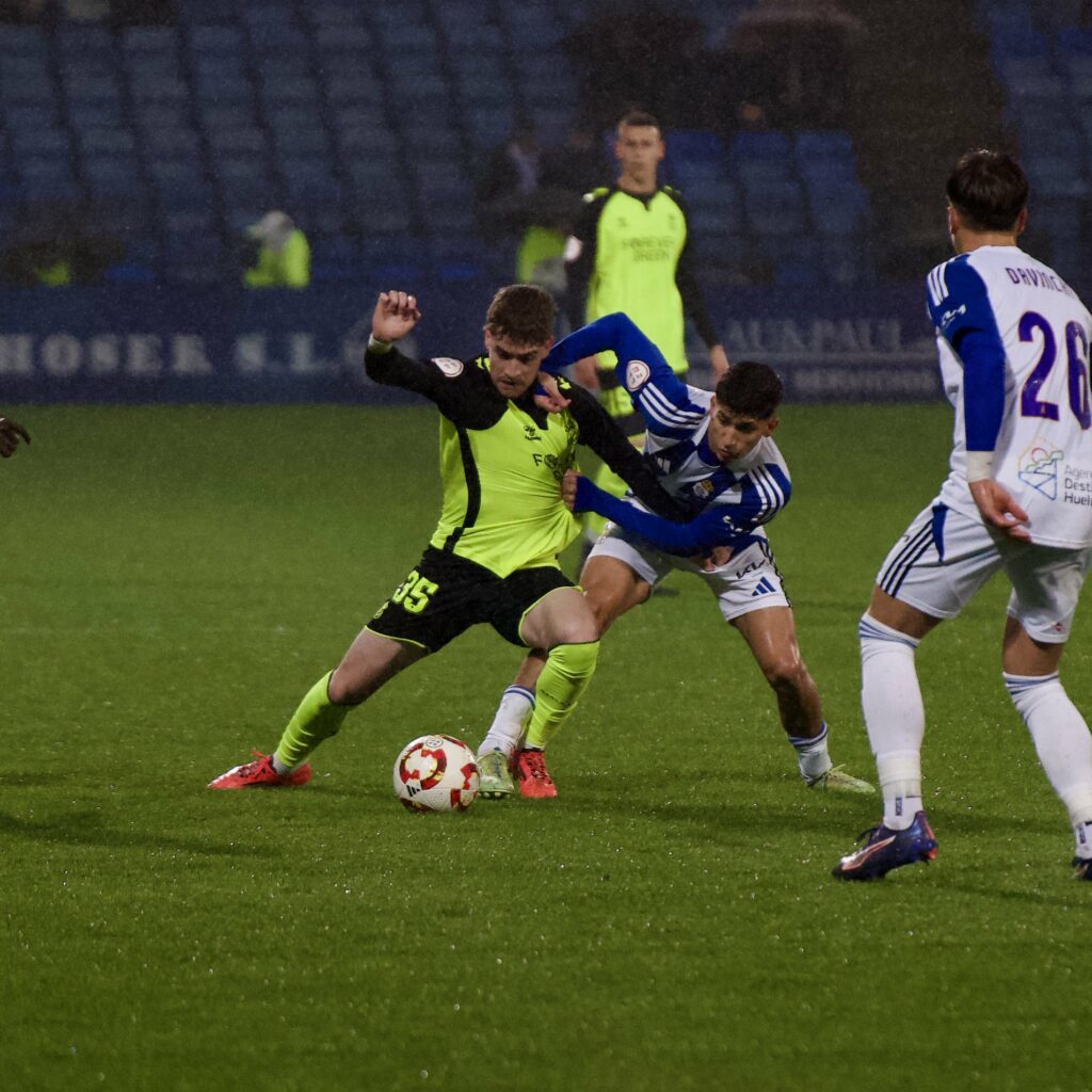 Recre 0-2 Betis Deportivo: el Decano es su peor enemigo