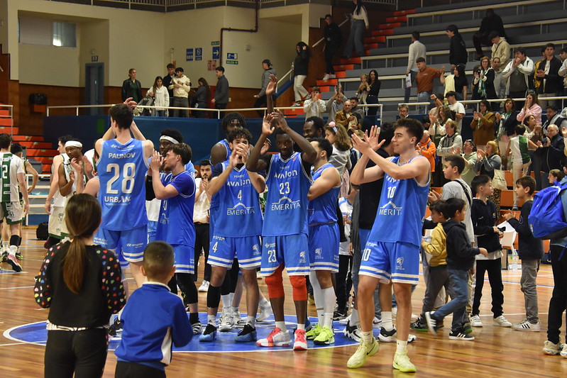 El Ciudad de Huelva no alcanza la épica y desciende a Tercera FEB