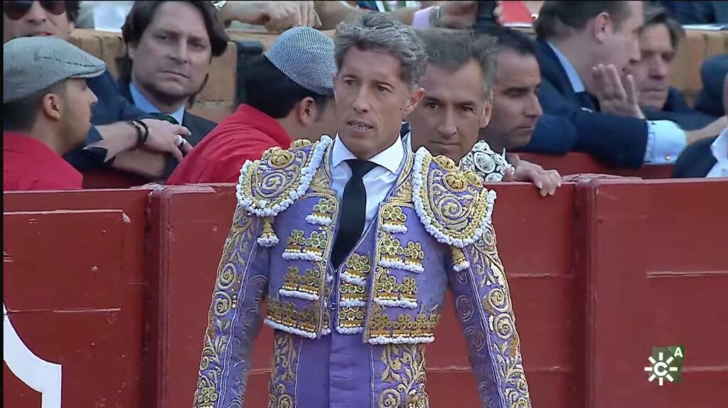 El Recre jugándose la vida… y Adrián Fernández en un «compromiso profesional ineludible»