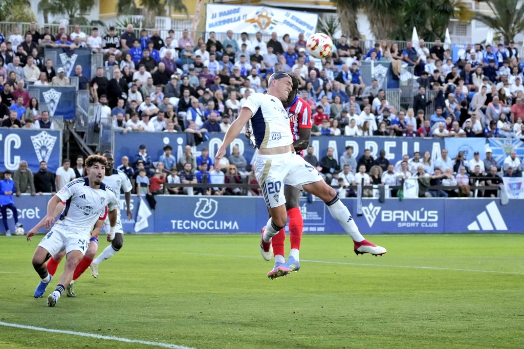 Marbella, una tierra de malos recuerdos para el Recre